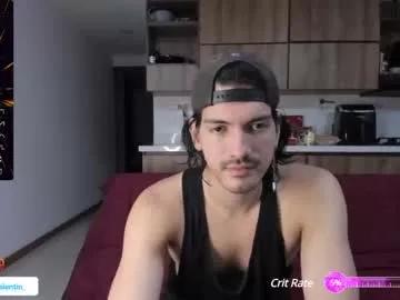 bbbeachboy from Chaturbate