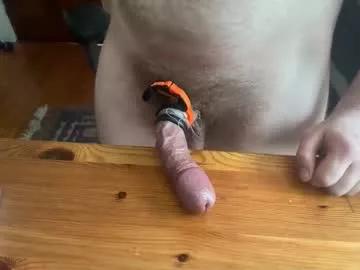 bullhungcub from Chaturbate