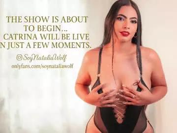 Get enchanted by the vitality and moves of our squirting, brunette and solo webcams. With their steamy costumes and masturbating shows, our gay-couples and nonude cam models are a sight to behold.