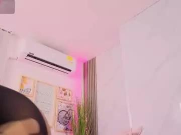 Photos of chlooee_ from Chaturbate is Freechat