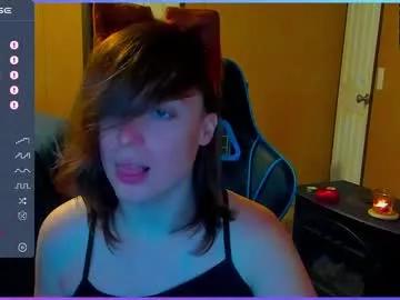 cupcakecrow from Chaturbate