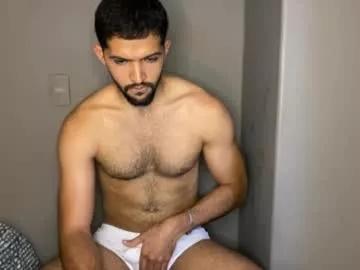 Get enchanted by the vitality and moves of our squirting, brunette and solo webcams. With their steamy costumes and masturbating shows, our gay-couples and nonude cam models are a sight to behold.