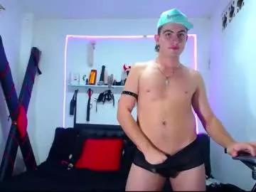 eddie_horny31 from Chaturbate