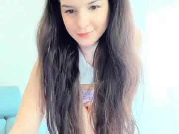 Get enchanted by the vitality and moves of our squirting, brunette and solo webcams. With their steamy costumes and masturbating shows, our gay-couples and nonude cam models are a sight to behold.