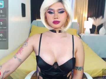 ella_fantasia from Chaturbate