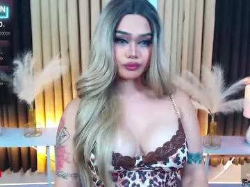 ella_fantasia from Chaturbate