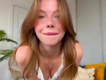 Get enchanted by the vitality and moves of our squirting, brunette and solo webcams. With their steamy costumes and masturbating shows, our gay-couples and nonude cam models are a sight to behold.
