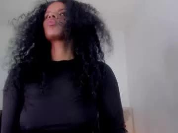 ellie_alves from Chaturbate