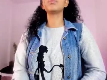 ellie_alves from Chaturbate