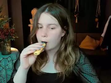 Checkout the ultimate hypnotic adult live sex cam experience with our student page. With so many student livestreamers select from, you're sure to find the right match for your whims.