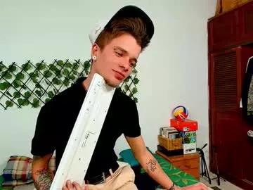 fucckboy99 from Chaturbate