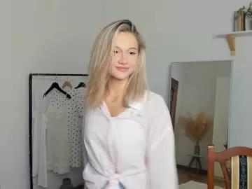 Photos of glossybabe_ from Chaturbate is Freechat