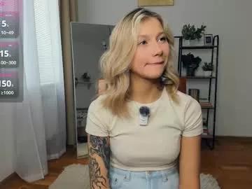 Photos of glossybabe_ from Chaturbate is Freechat