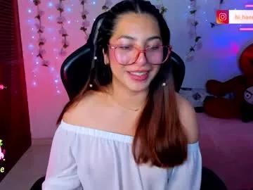 hi_hannah from Chaturbate