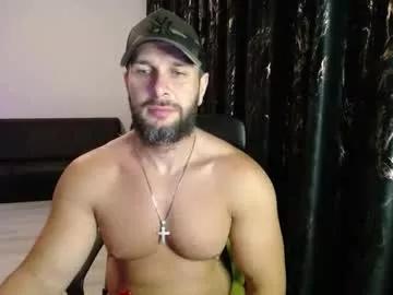 hotterlrg from Chaturbate