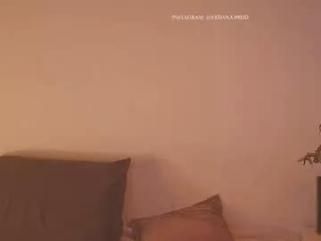iggy_petrovna from Chaturbate