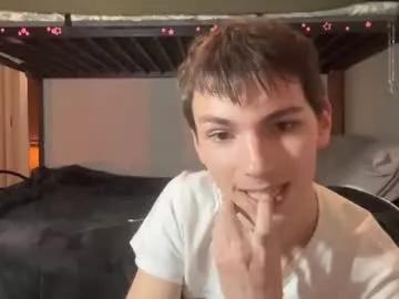 Get enchanted by the vitality and moves of our squirting, brunette and solo webcams. With their steamy costumes and masturbating shows, our gay-couples and nonude cam models are a sight to behold.