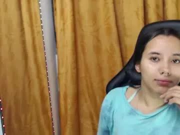 Katiacuper webcams show profile image 