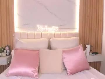 kittty_anggels from Chaturbate