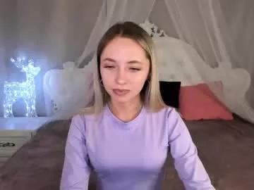 lara_dear from Chaturbate