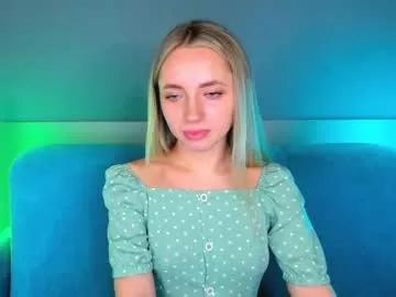 lara_dear from Chaturbate