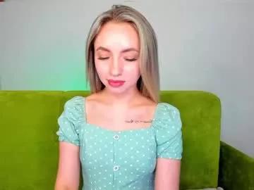 lara_dear from Chaturbate