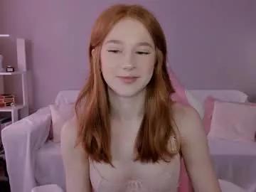 Get enchanted by the vitality and moves of our squirting, brunette and solo webcams. With their steamy costumes and masturbating shows, our gay-couples and nonude cam models are a sight to behold.