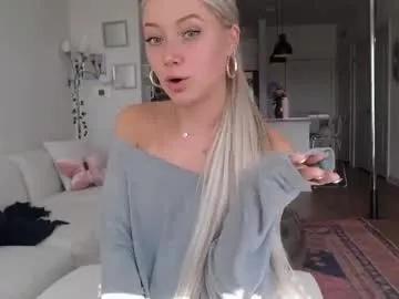 Photos of lilyyymonroee from Chaturbate is Freechat