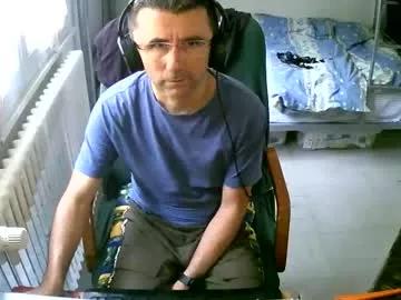 lokoum39 from Chaturbate