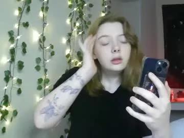 lollylol11 from Chaturbate