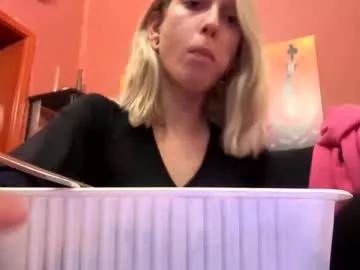 Loray69 webcams show profile image 