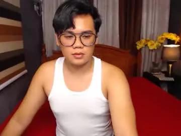 macmartin_21 from Chaturbate
