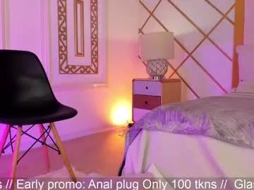 maradomina from Chaturbate