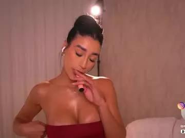 Get enchanted by the vitality and moves of our squirting, brunette and solo webcams. With their steamy costumes and masturbating shows, our gay-couples and nonude cam models are a sight to behold.
