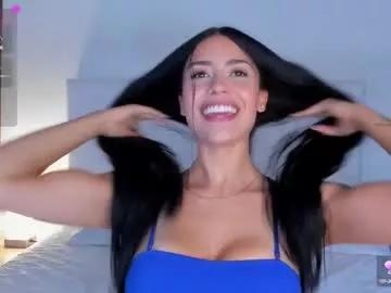 Get enchanted by the vitality and moves of our squirting, brunette and solo webcams. With their steamy costumes and masturbating shows, our gay-couples and nonude cam models are a sight to behold.