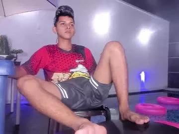 mattrizzo1 from Chaturbate