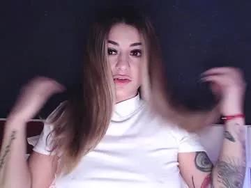 mayadelevinnge from Chaturbate