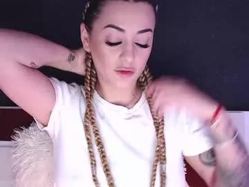 mayadelevinnge from Chaturbate