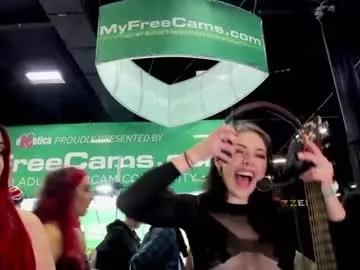 mayasings from Chaturbate