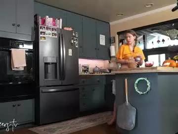 mayasings from Chaturbate