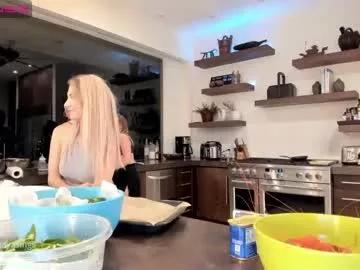 mayasings from Chaturbate