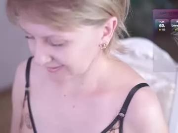 million_dollar_smile from Chaturbate