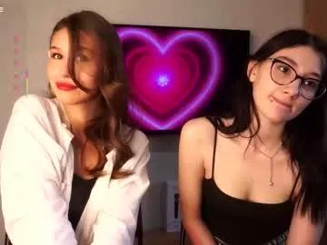 Photos of mollyswithnaomi from Chaturbate is Private