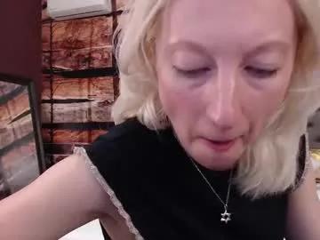 natalie_bitton from Chaturbate