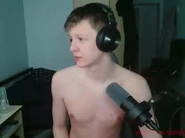 Get enchanted by the vitality and moves of our squirting, brunette and solo webcams. With their steamy costumes and masturbating shows, our gay-couples and nonude cam models are a sight to behold.