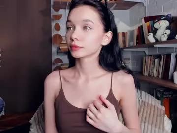 Get enchanted by the vitality and moves of our squirting, brunette and solo webcams. With their steamy costumes and masturbating shows, our gay-couples and nonude cam models are a sight to behold.