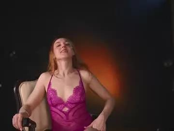 Get enchanted by the vitality and moves of our squirting, brunette and solo webcams. With their steamy costumes and masturbating shows, our gay-couples and nonude cam models are a sight to behold.