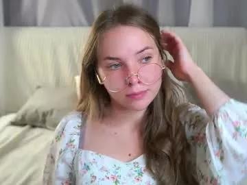 Photos of roxannastoo from Chaturbate is Freechat