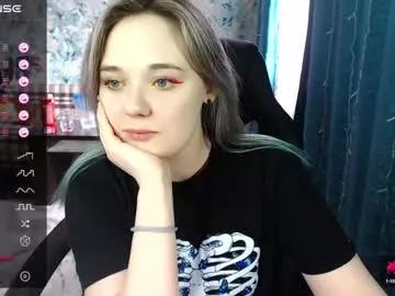 rozzalinaevans from Chaturbate