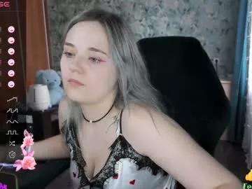 rozzalinaevans from Chaturbate